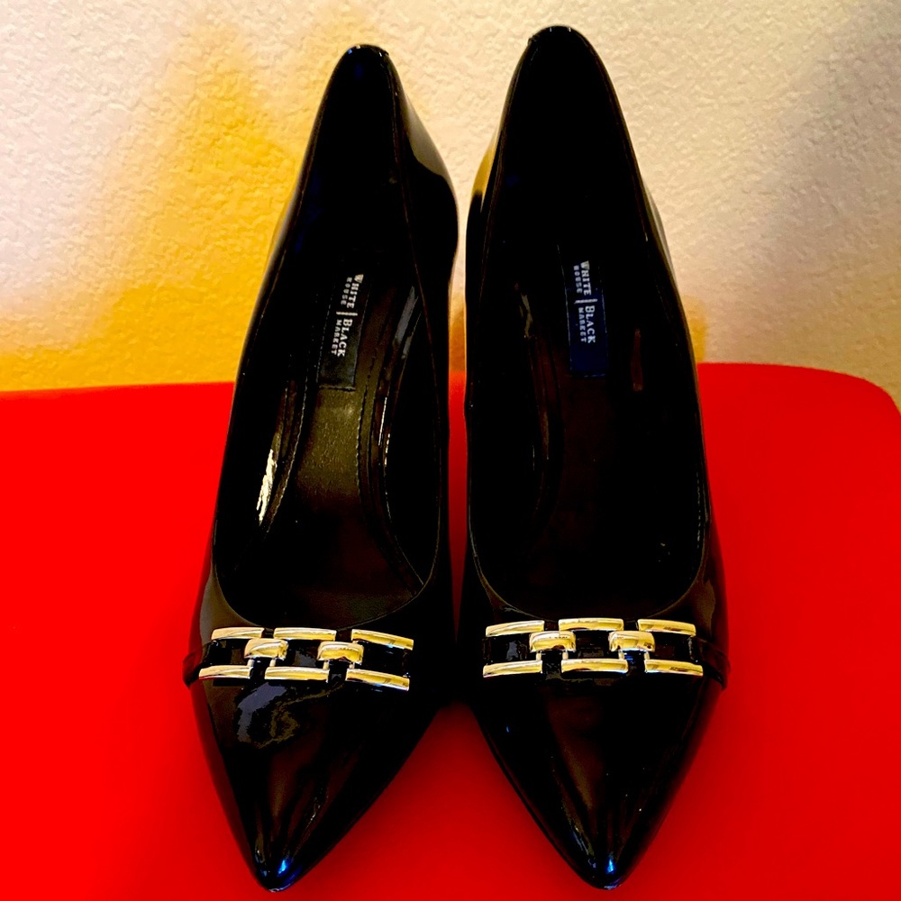 BLACK WHBM PUMPS